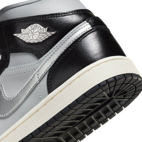 Women's Air Jordan 1 Mid SE 'Smoke Grey'