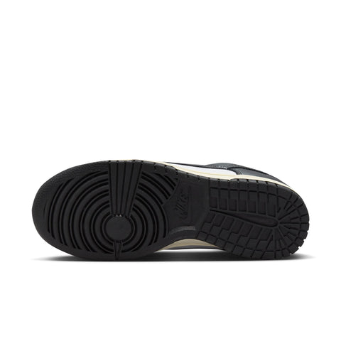 Women's Nike Dunk Low Premium 'Vintage Panda'