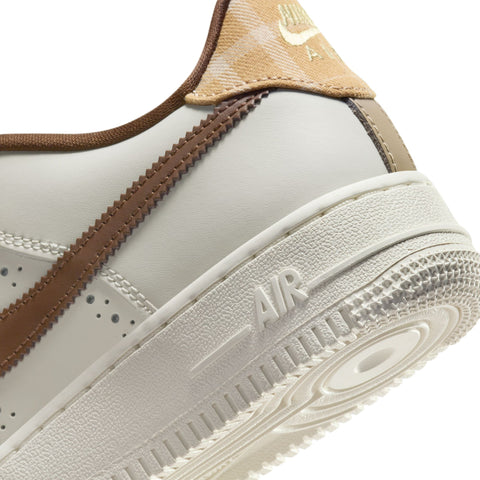 Nike Air Force 1 LV8 GS 'Sail Cacao Wow'