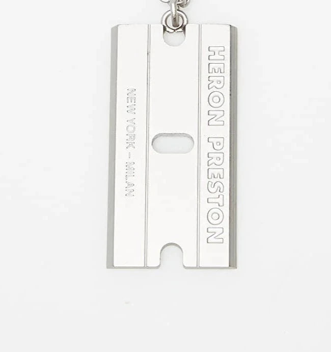 RAZOR BLADE PIN SILVER