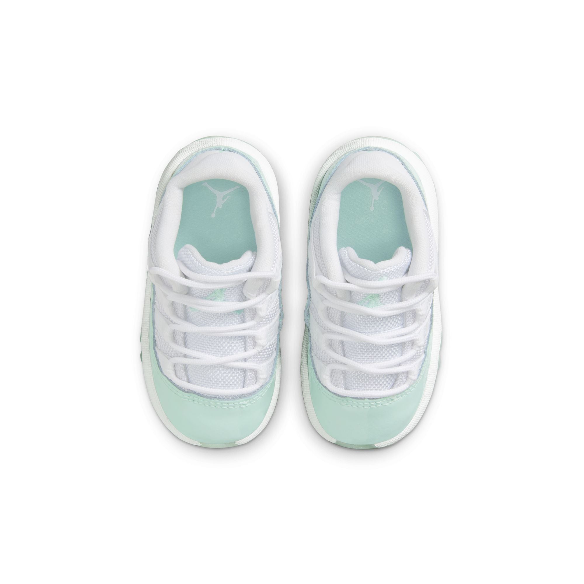 Air Jordan 11 Retro Low TD 'Igloo'