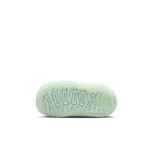 Air Jordan 11 Retro Low TD 'Igloo'