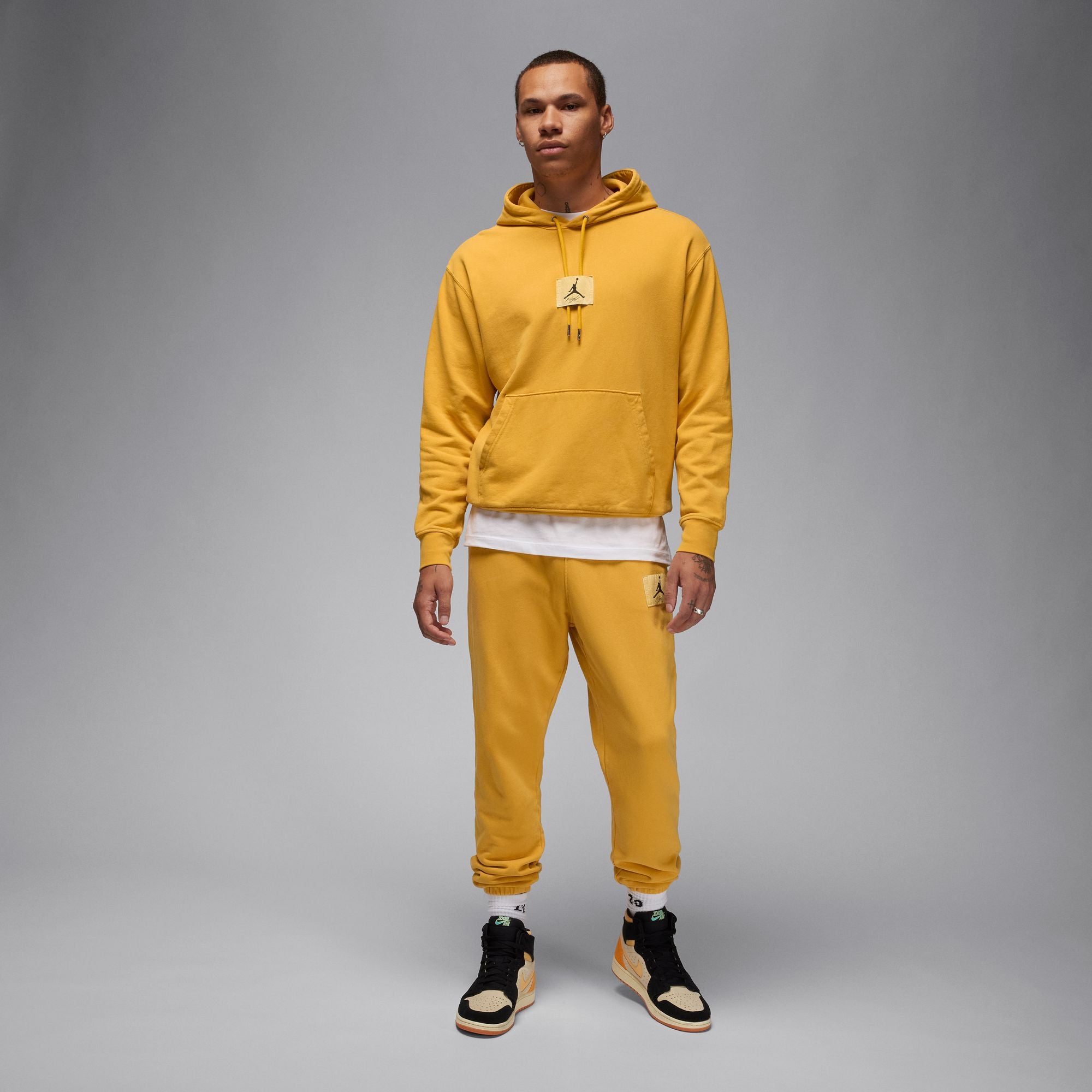 Jordan Essentials Men's Statement Fleece Washed Pullover Hoodie