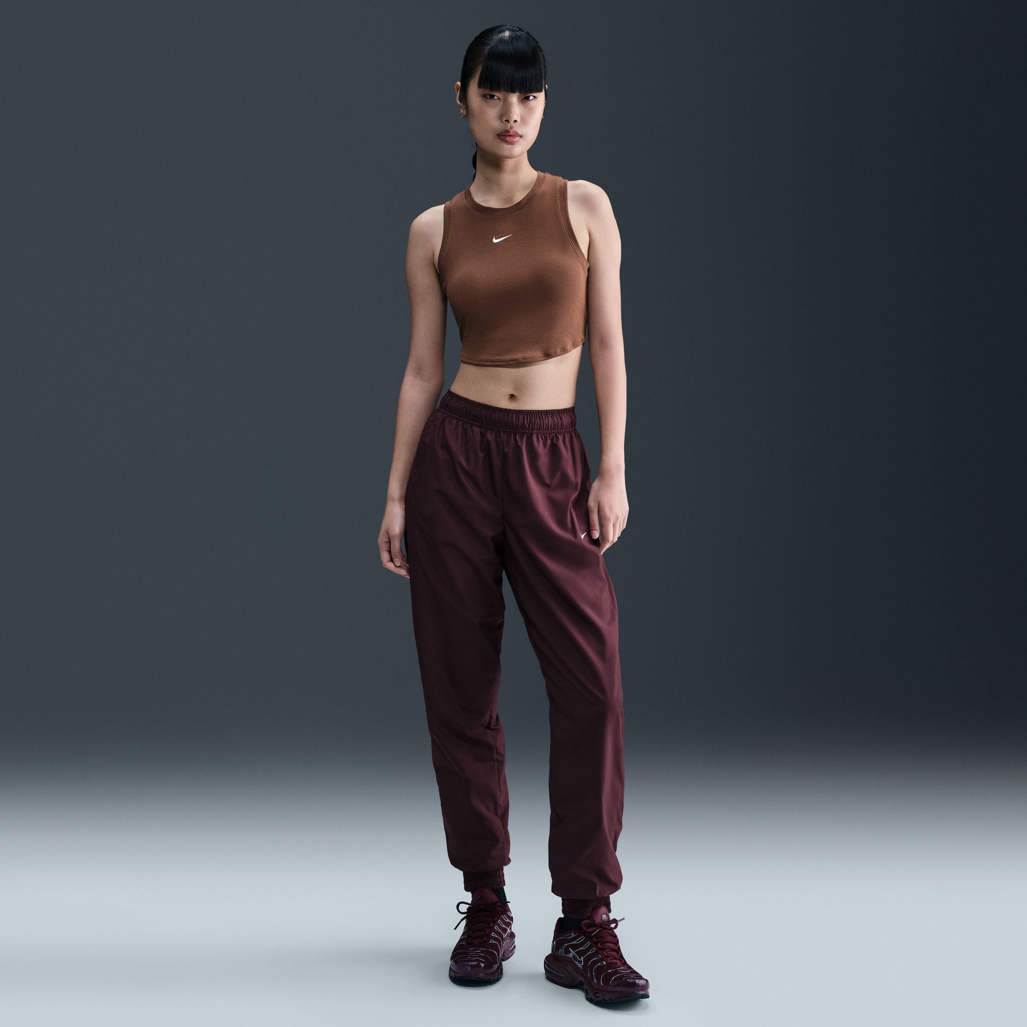 Nike Sportswear Chill Knit Women's Tight Cropped Mini-Rib Tank Top