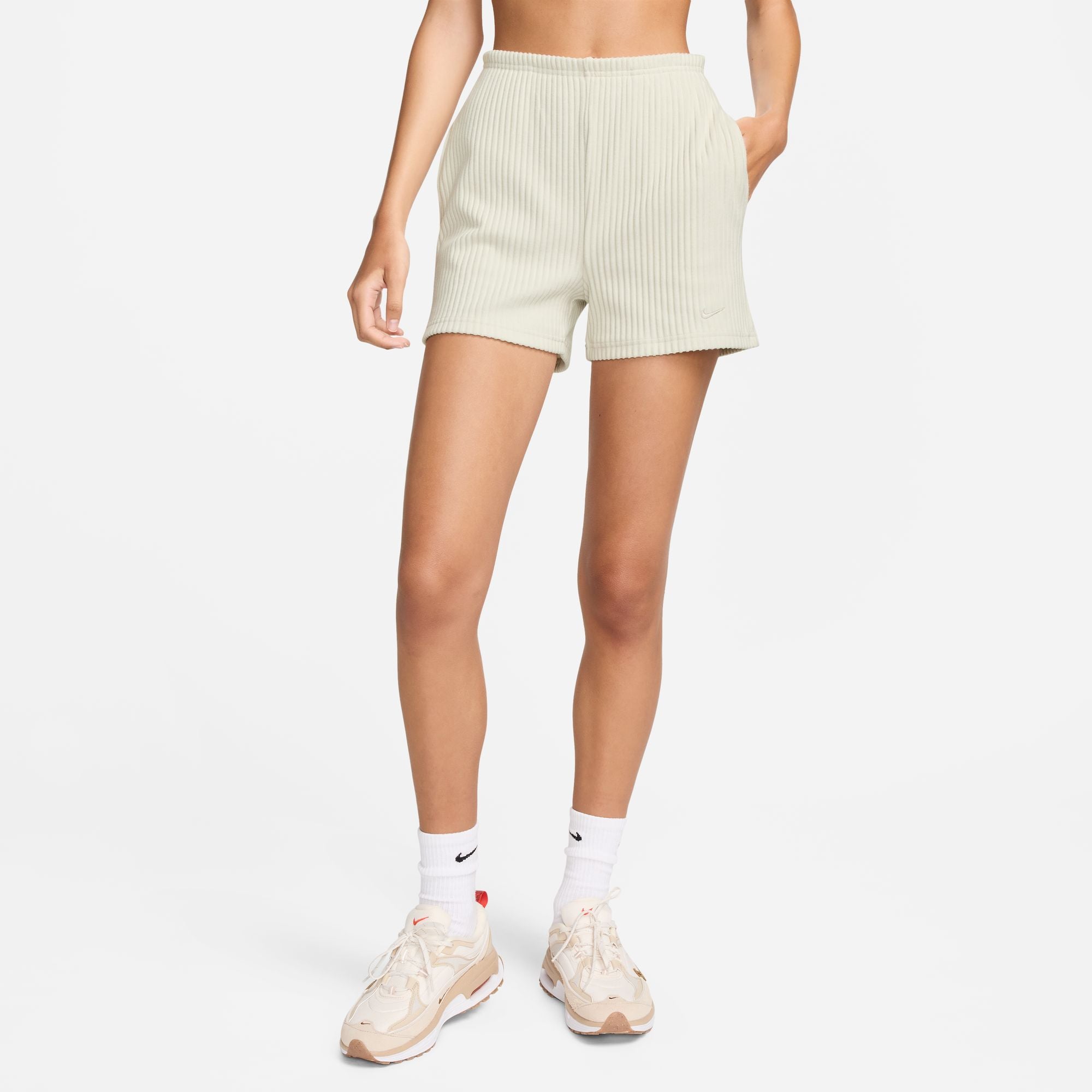 Nike Sportswear Chill Knit Women's High-Waisted Slim 3" Ribbed Shorts
