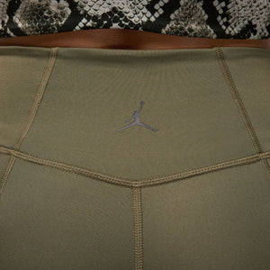 Jordan Sport Women's High-Waisted 7" Bike Shorts