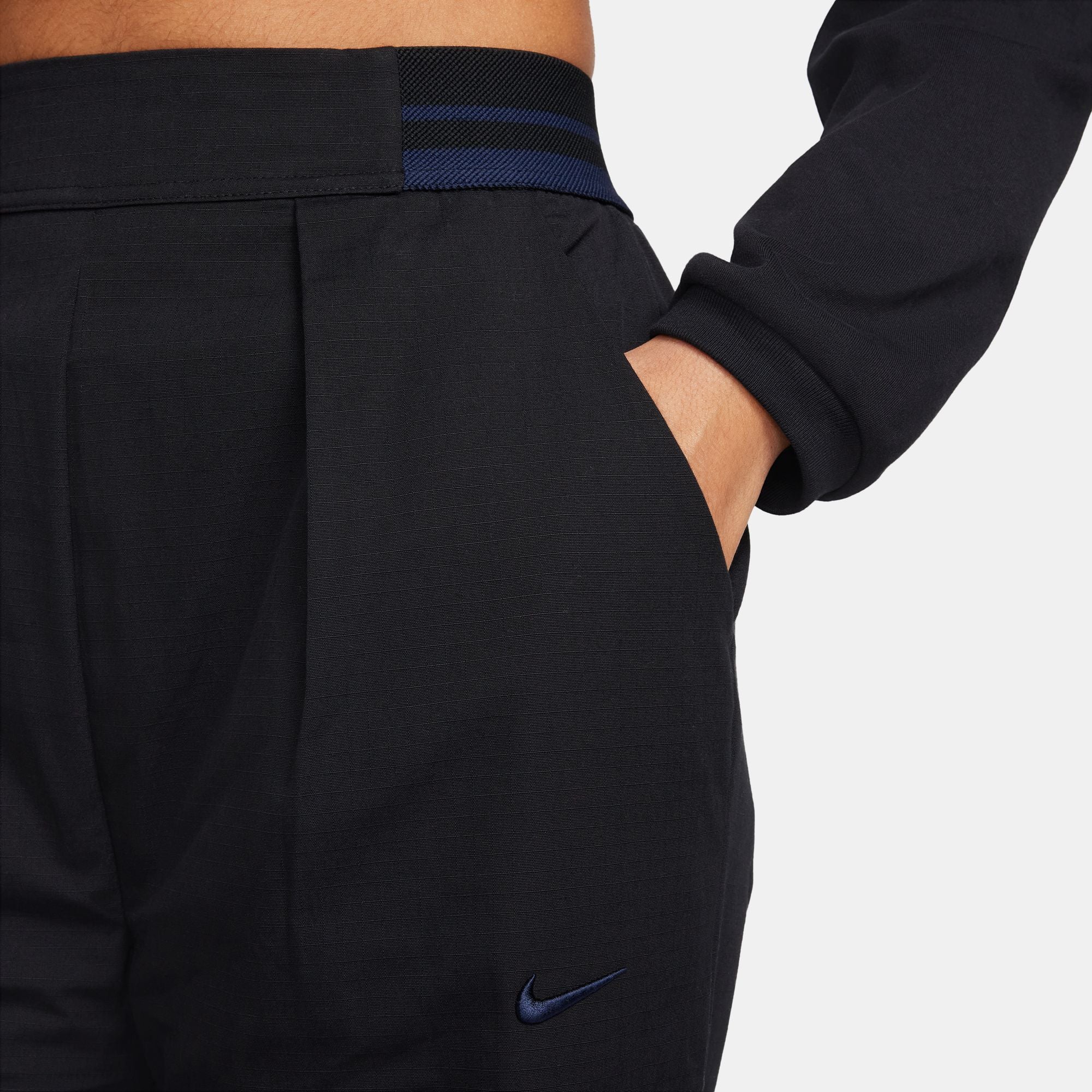 Nike Sportswear Collection Women's Pants