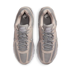 Nike Zoom Vomero 5 'Light Orewood Brown'
