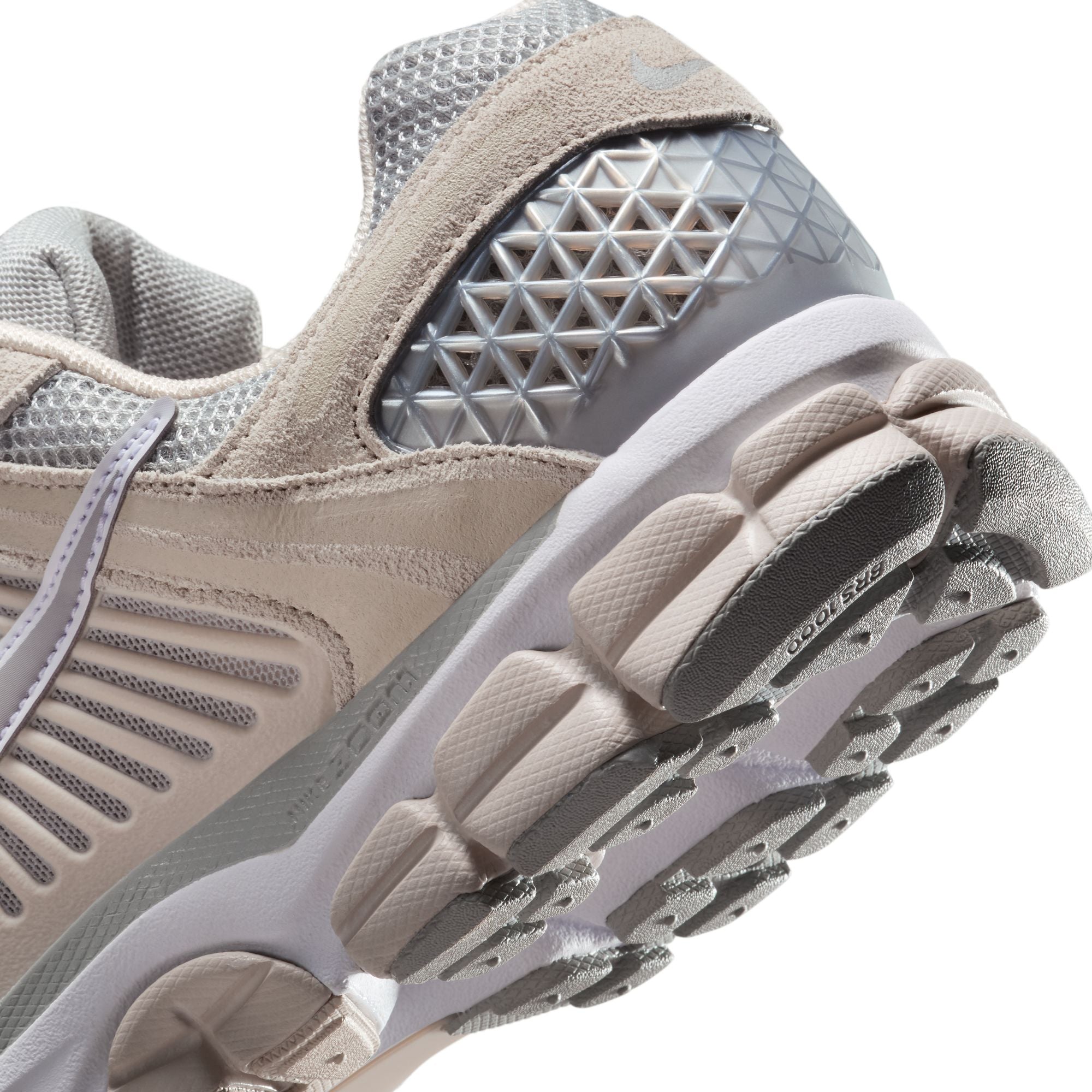 Nike Zoom Vomero 5 'Light Orewood Brown'
