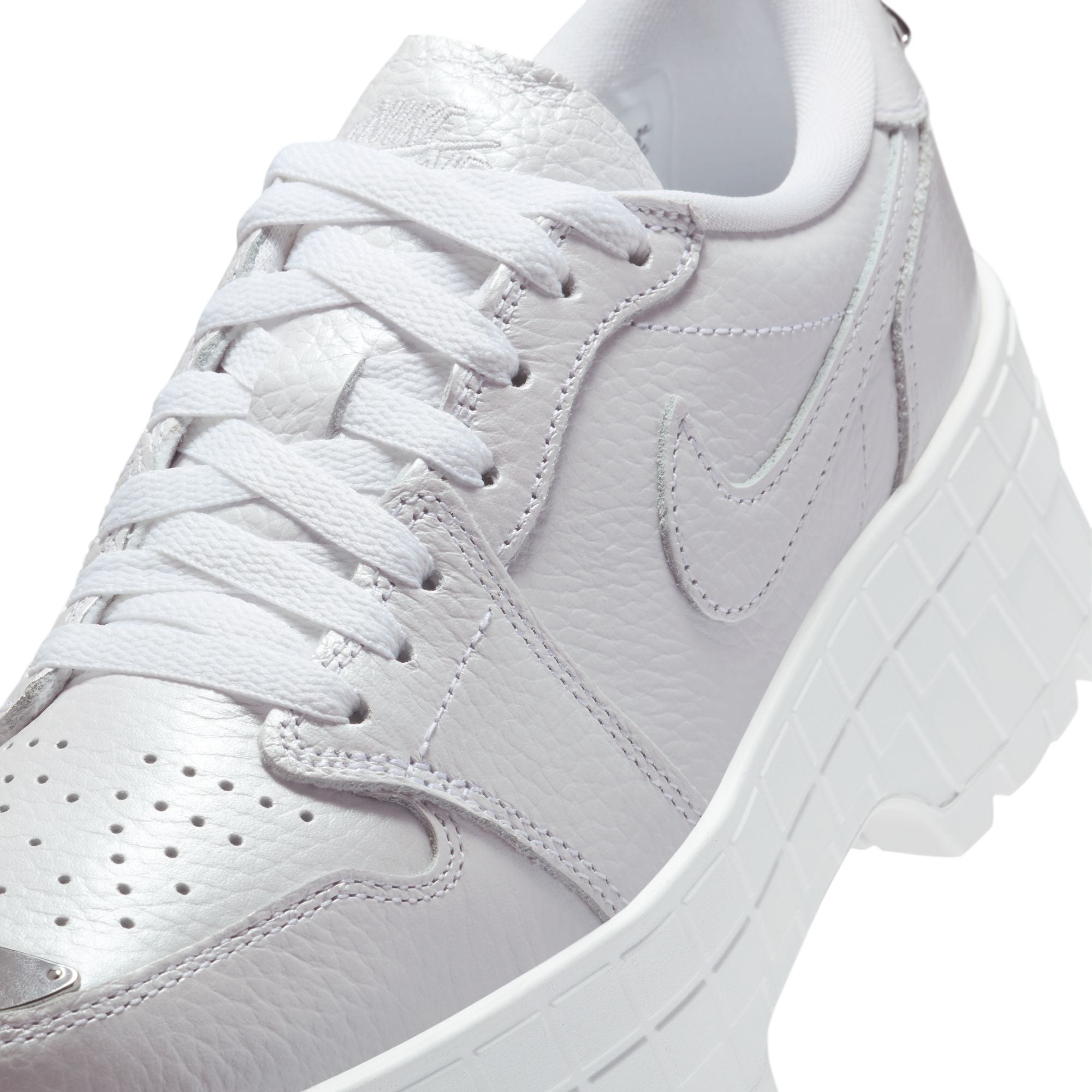 Women's Air Jordan 1 Brooklyn Low 'White Metallic Silver'