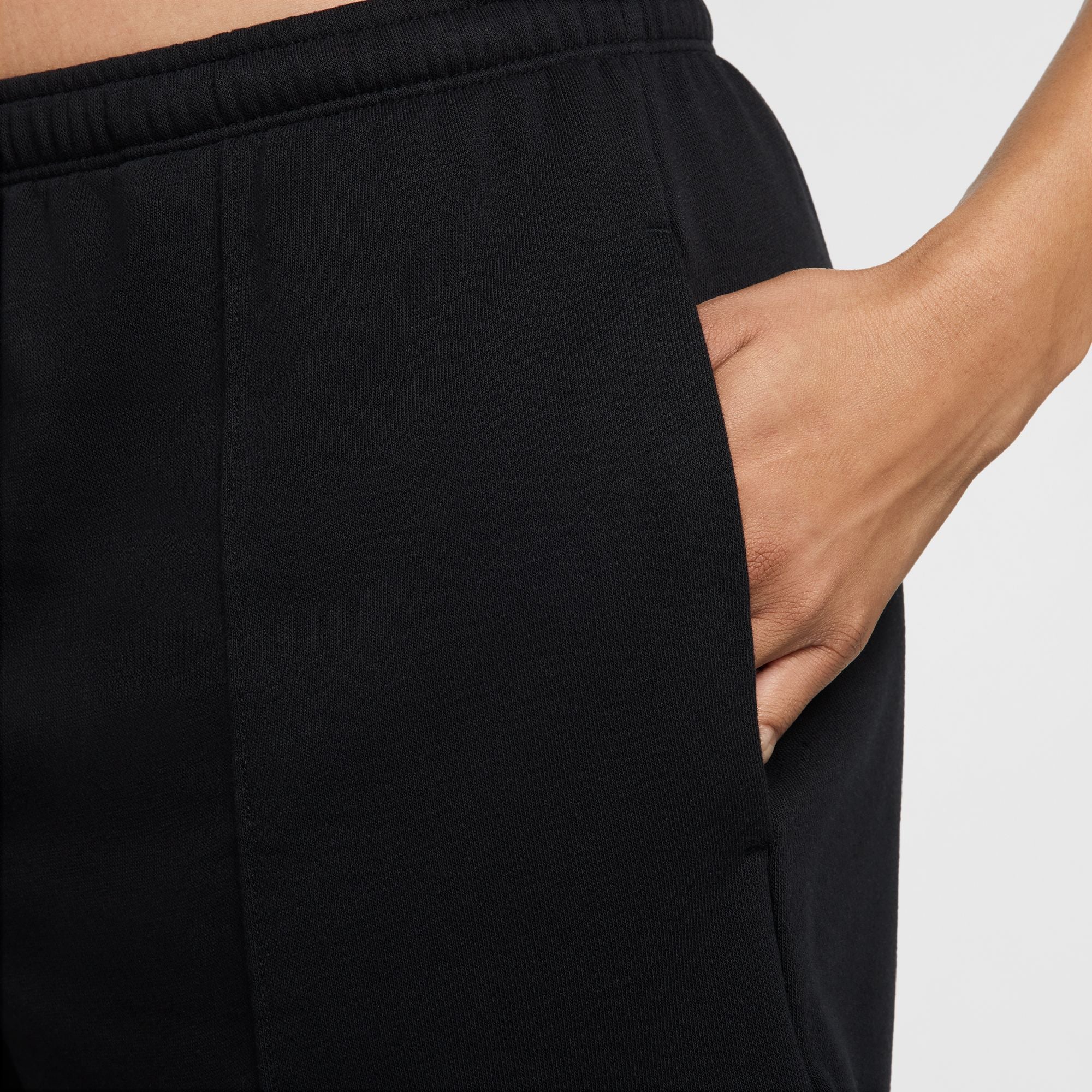 Nike Sportswear Chill Terry Women's Mid-Rise 4" French Terry Shorts