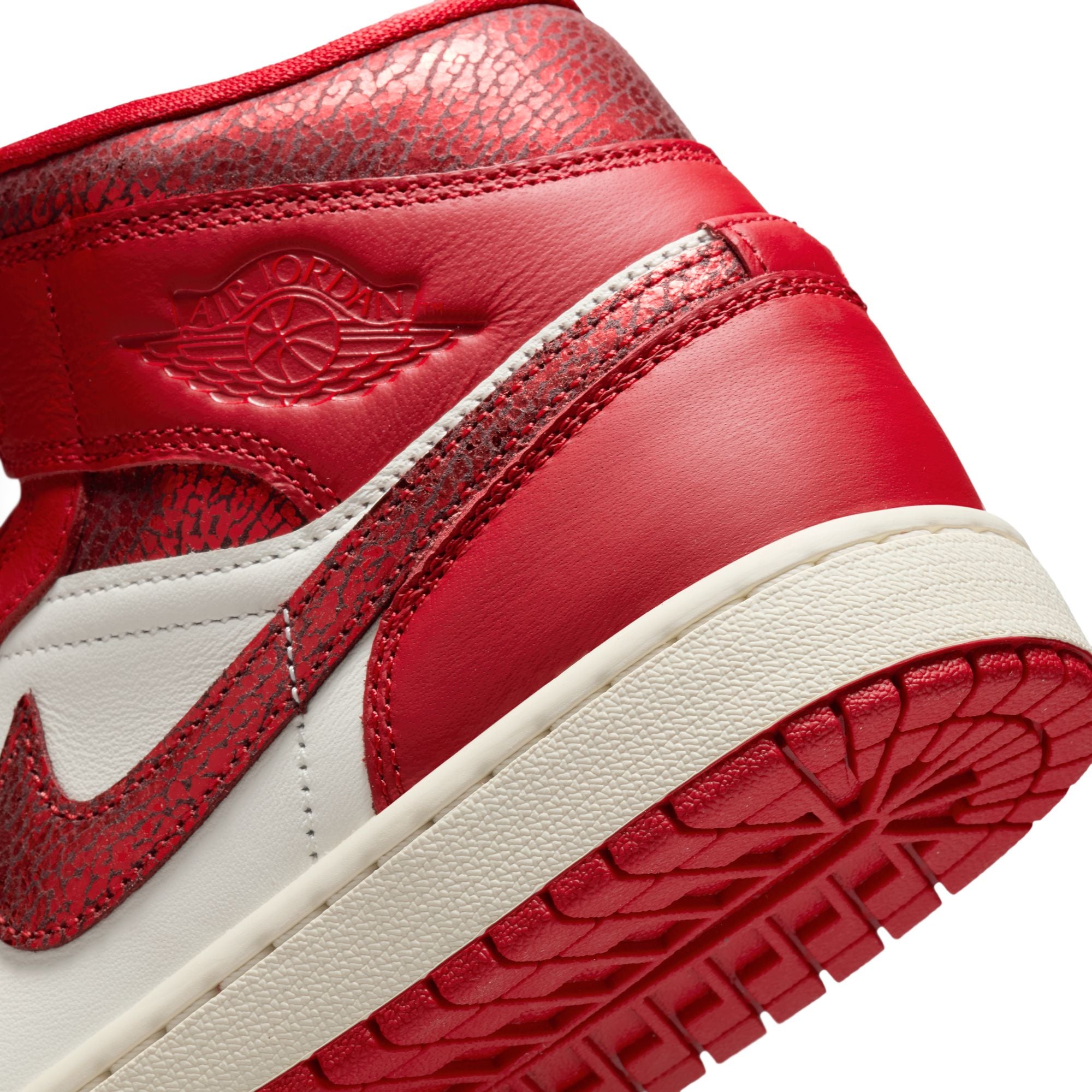 Women's Air Jordan 1 Mid SE 'Varsity Red'