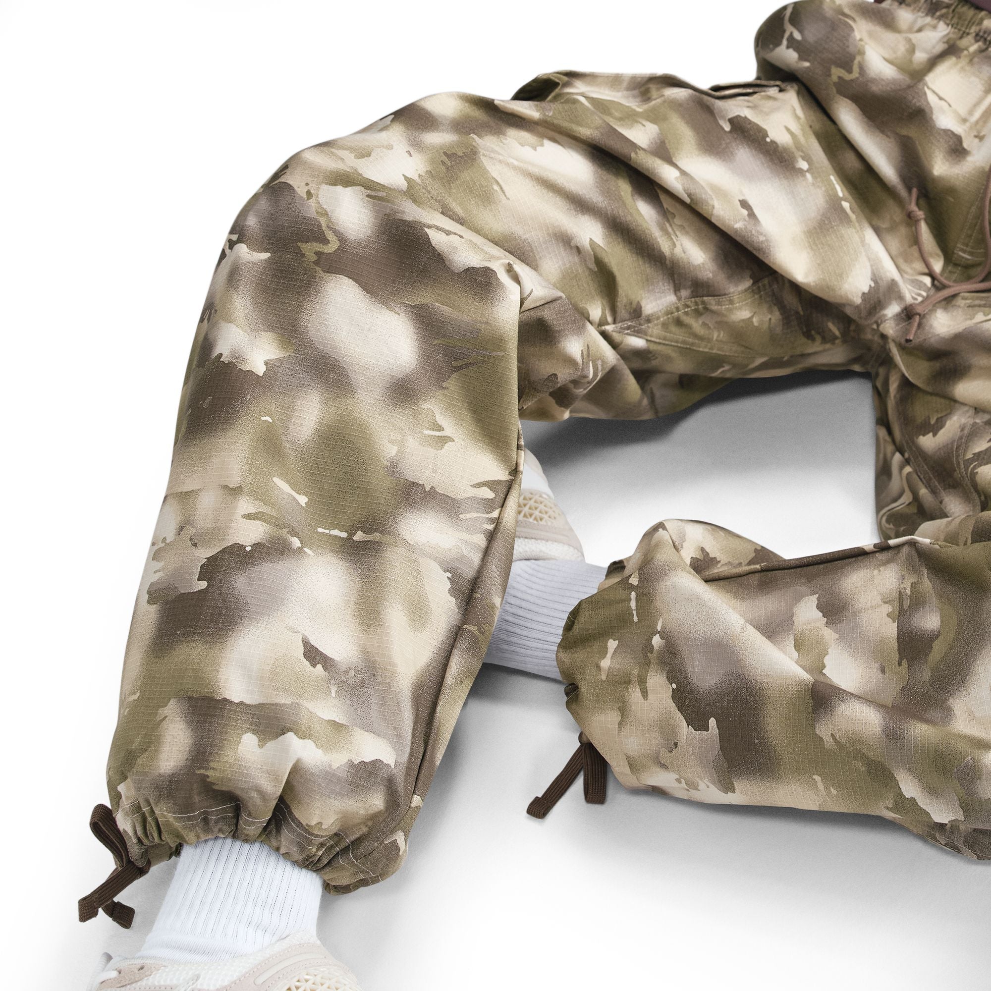 Nike Sportswear Women's Mid-Rise Oversized Camo Cargo Pants