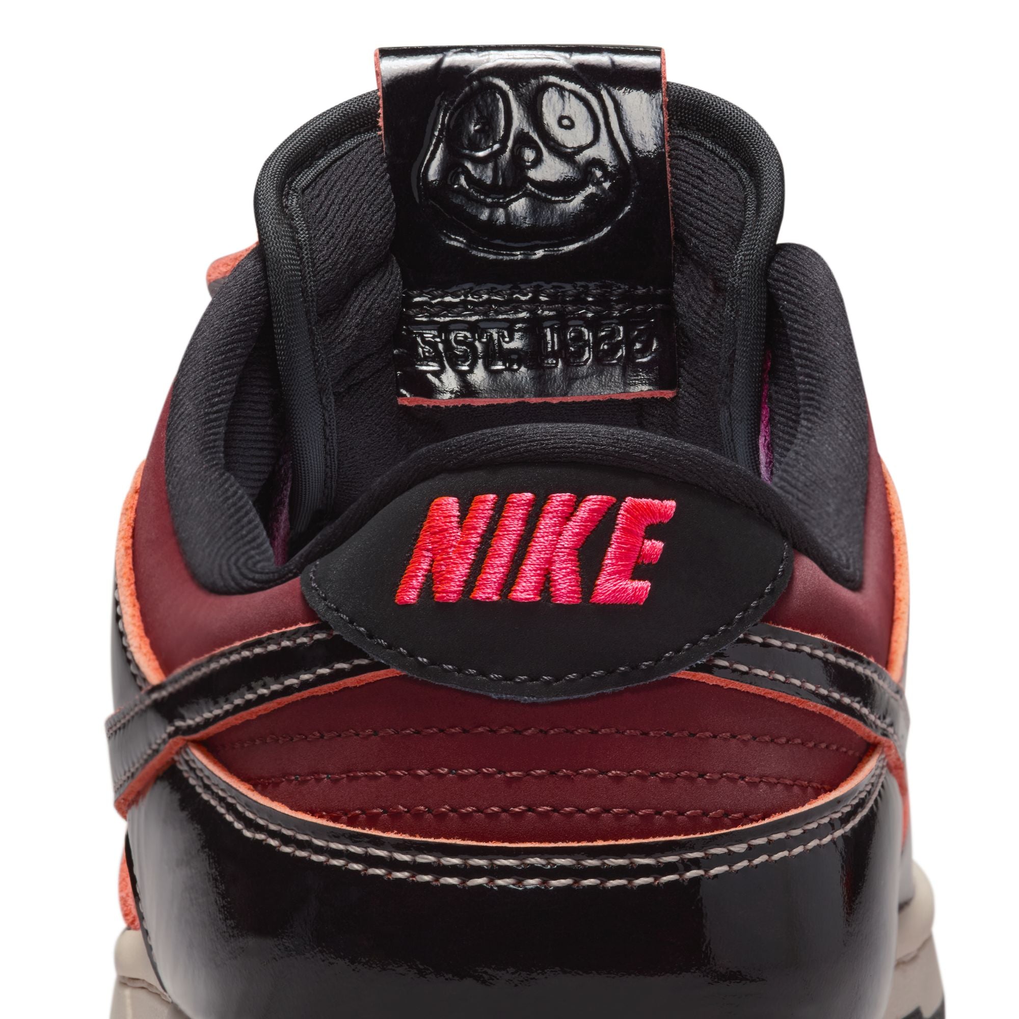 Nike Dunk Low Retro SE 'Red Panda'