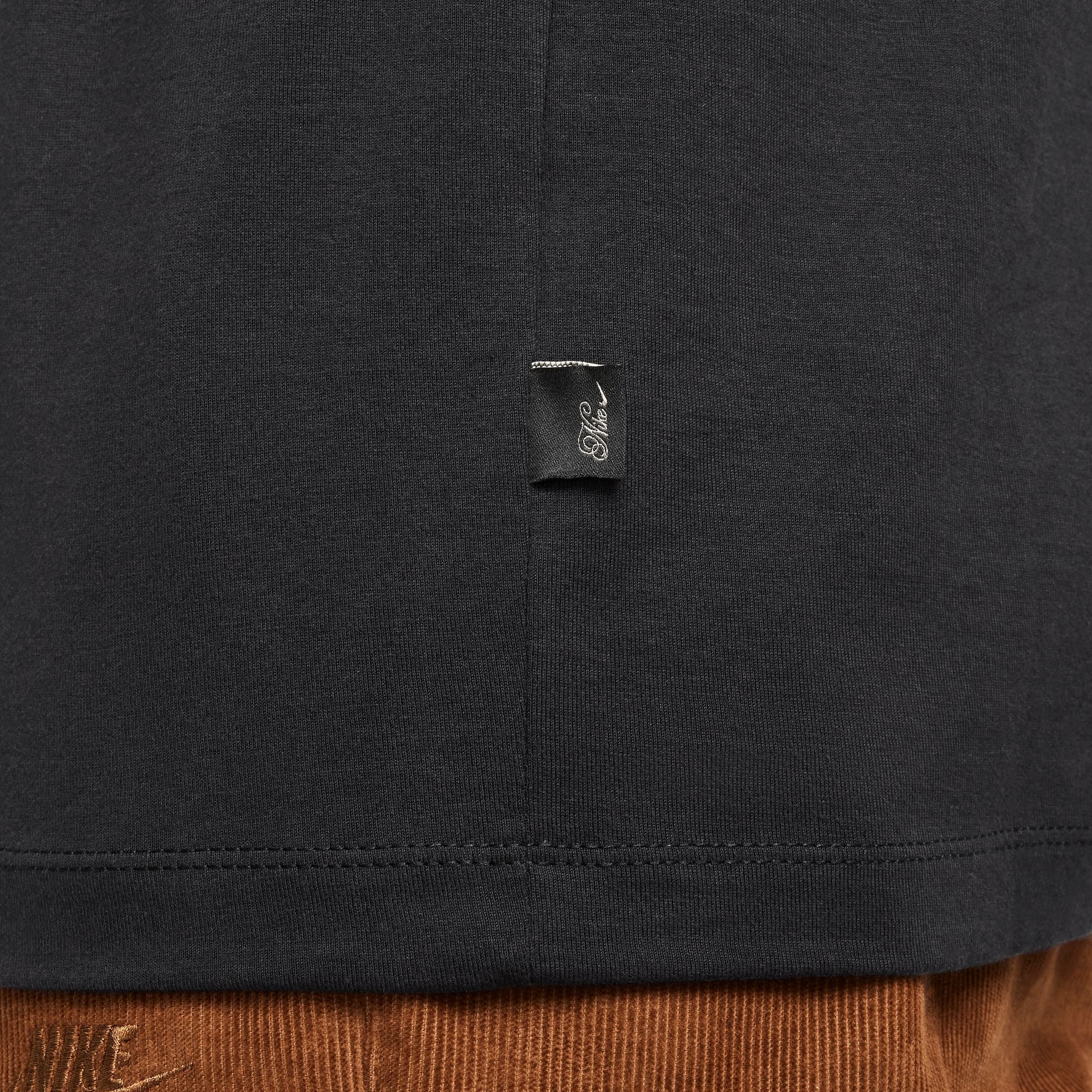Nike Sportswear SS Crew Holiday T-Shirt