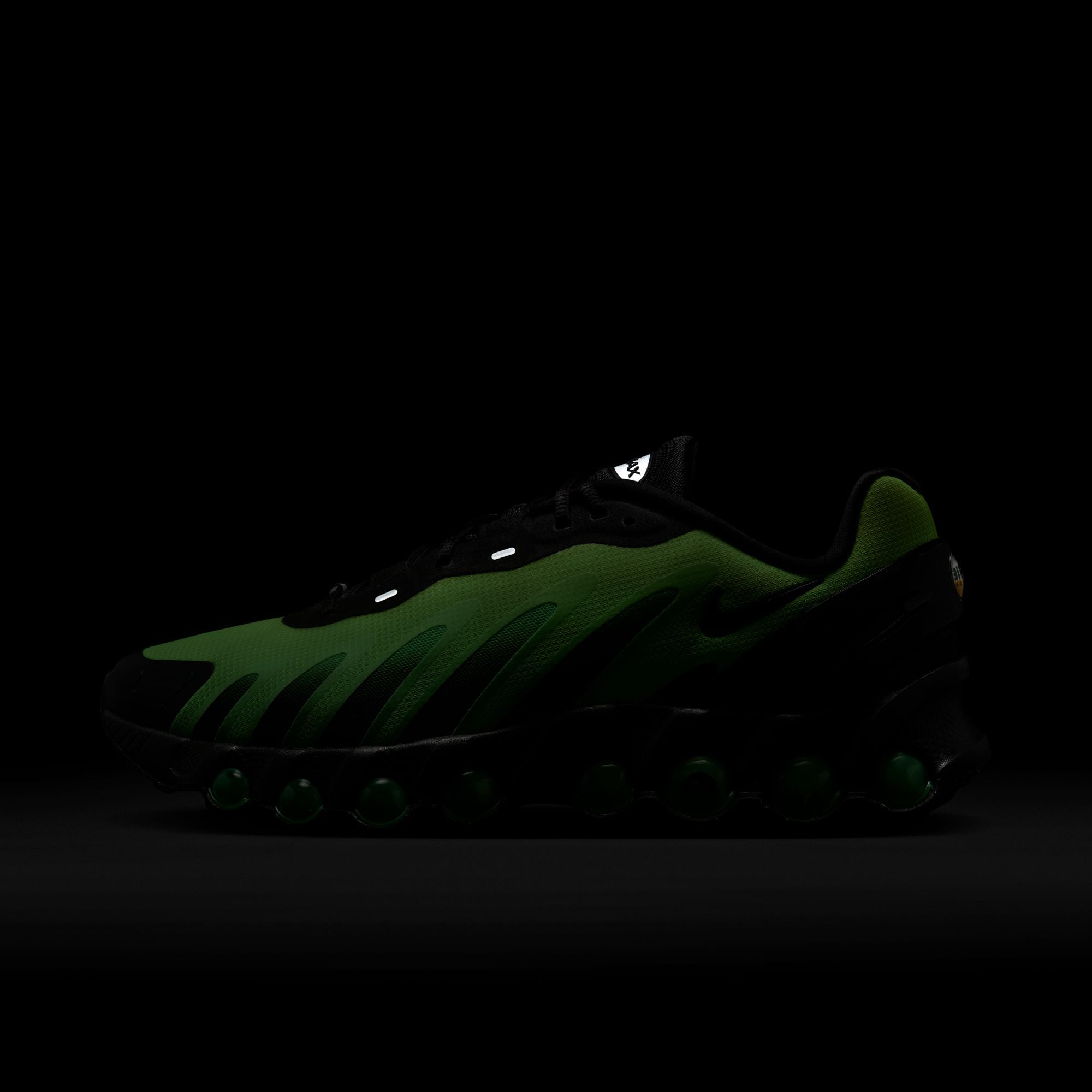Nike Air Max Dn8 'Volt'
