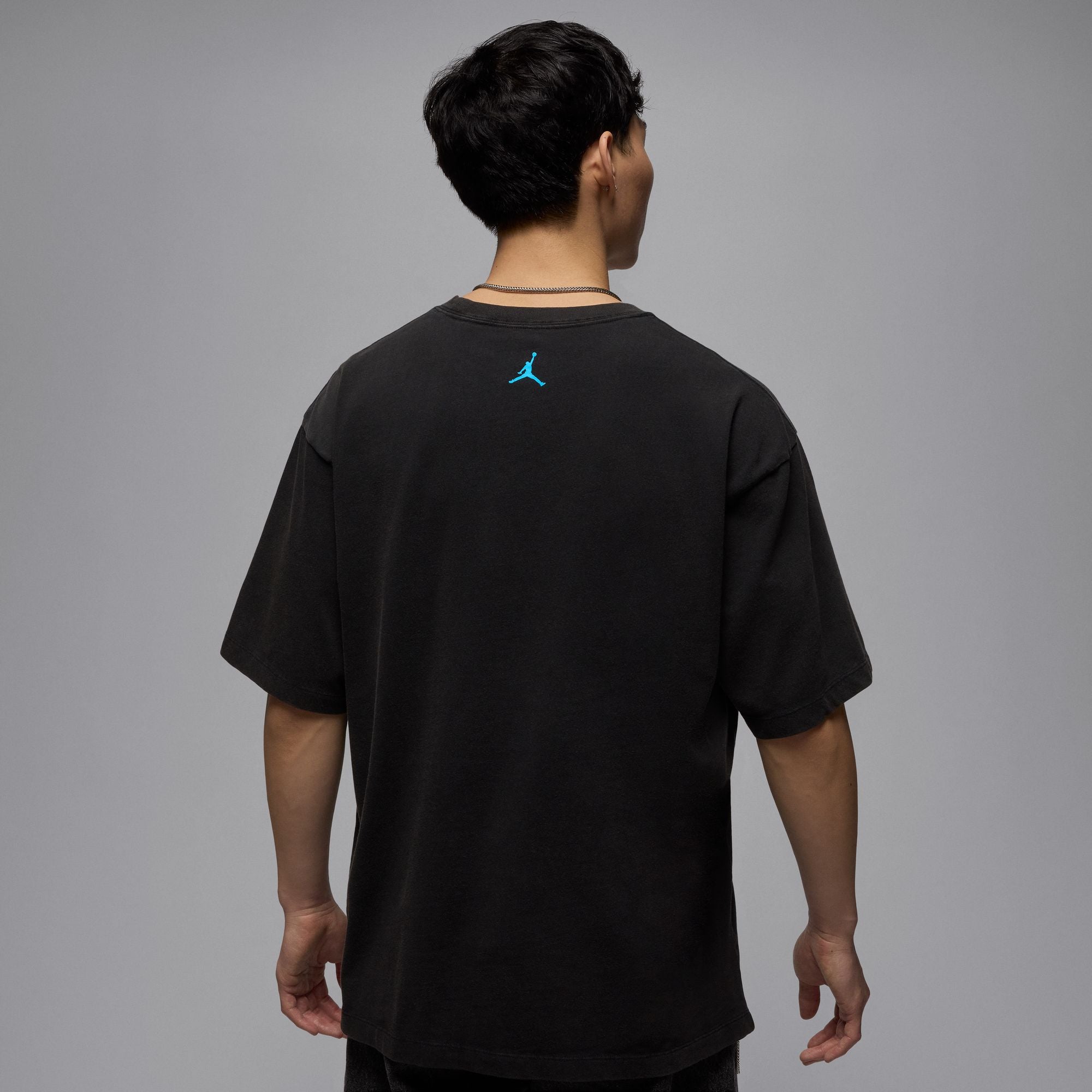 Jordan Flight Essentials Men's Graphic 'UNC 'T-Shirt