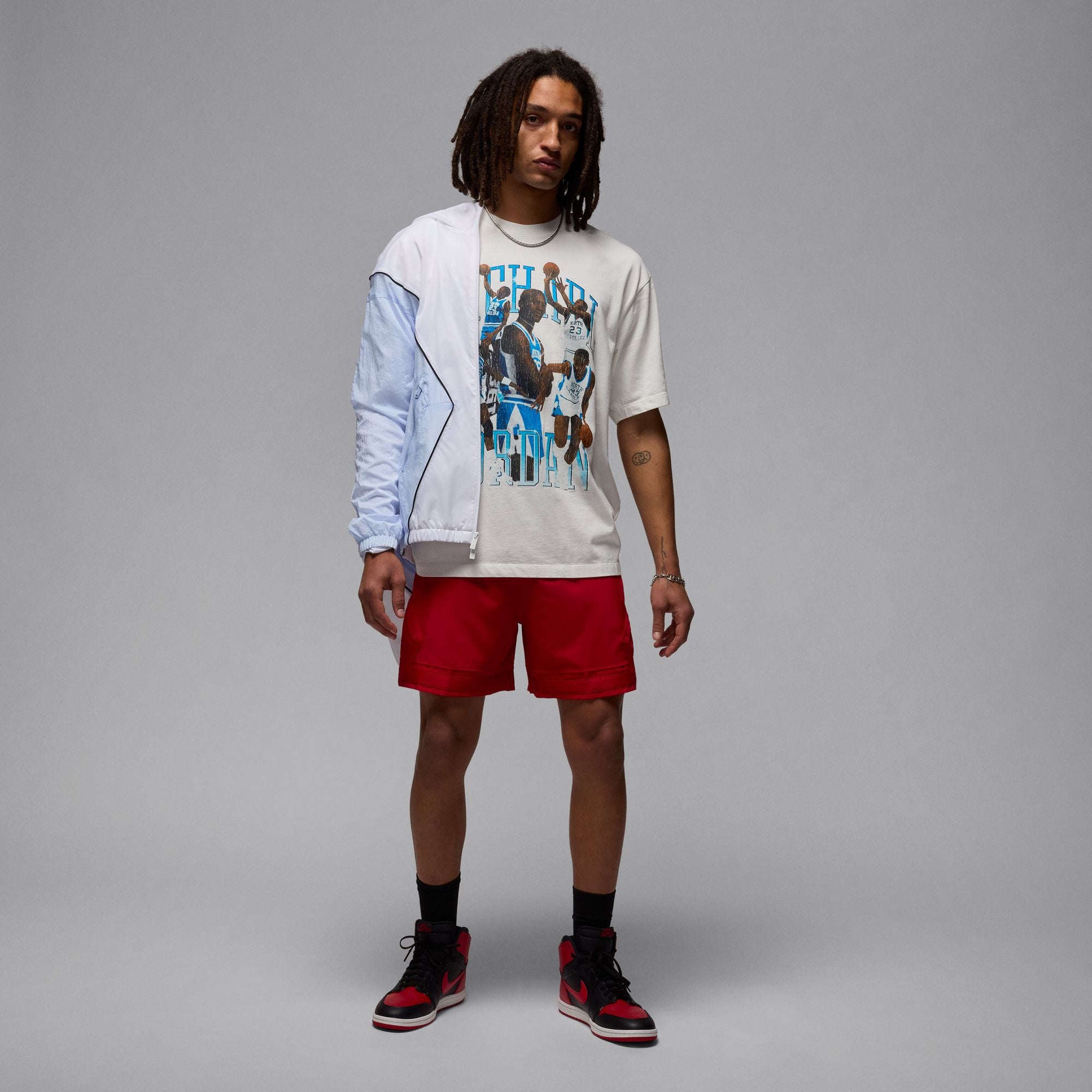 Jordan Flight Essentials Men's Graphic 'UNC 'T-Shirt