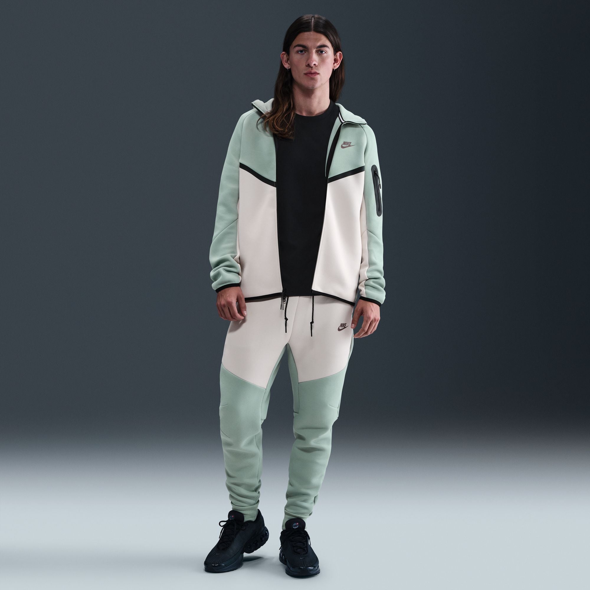 Nike Tech Men's Fleece Windrunner Full-Zip Jacket