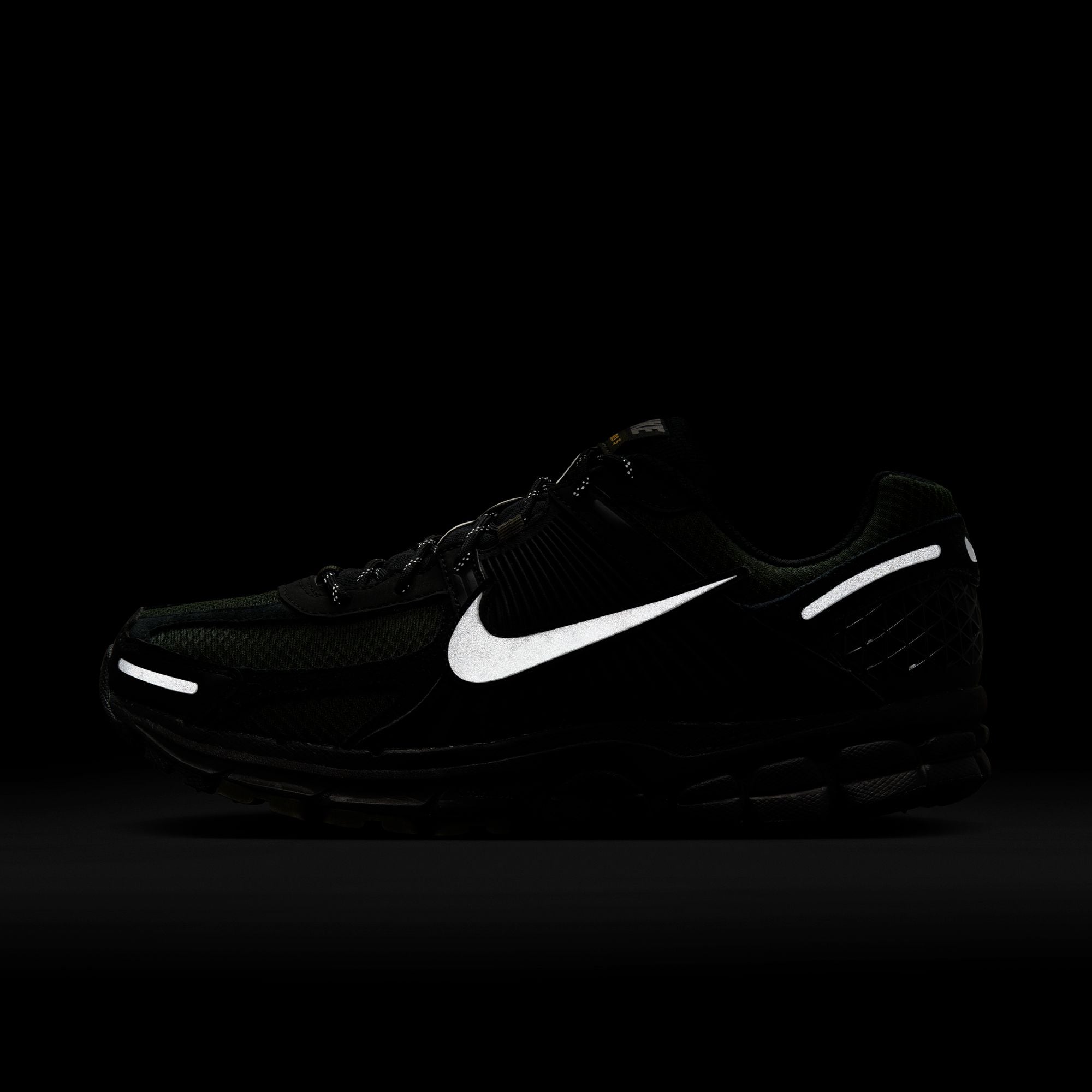 Nike Zoom Vomero 5 'Black Sequoia'