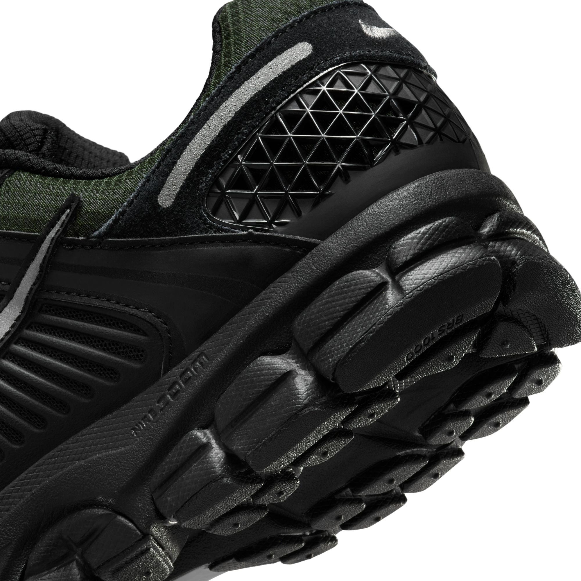 Nike Zoom Vomero 5 'Black Sequoia'
