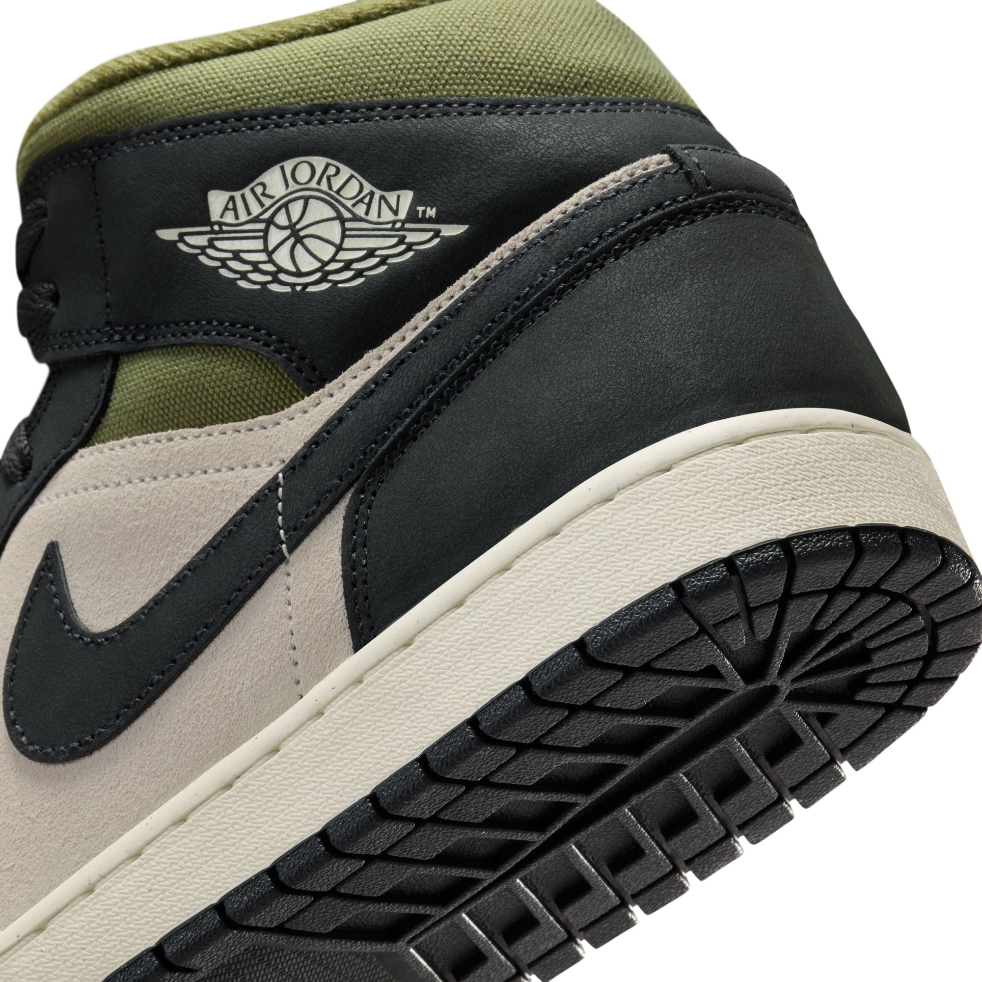 Air Jordan 1 Mid SE 'Off Noir Medium Olive'