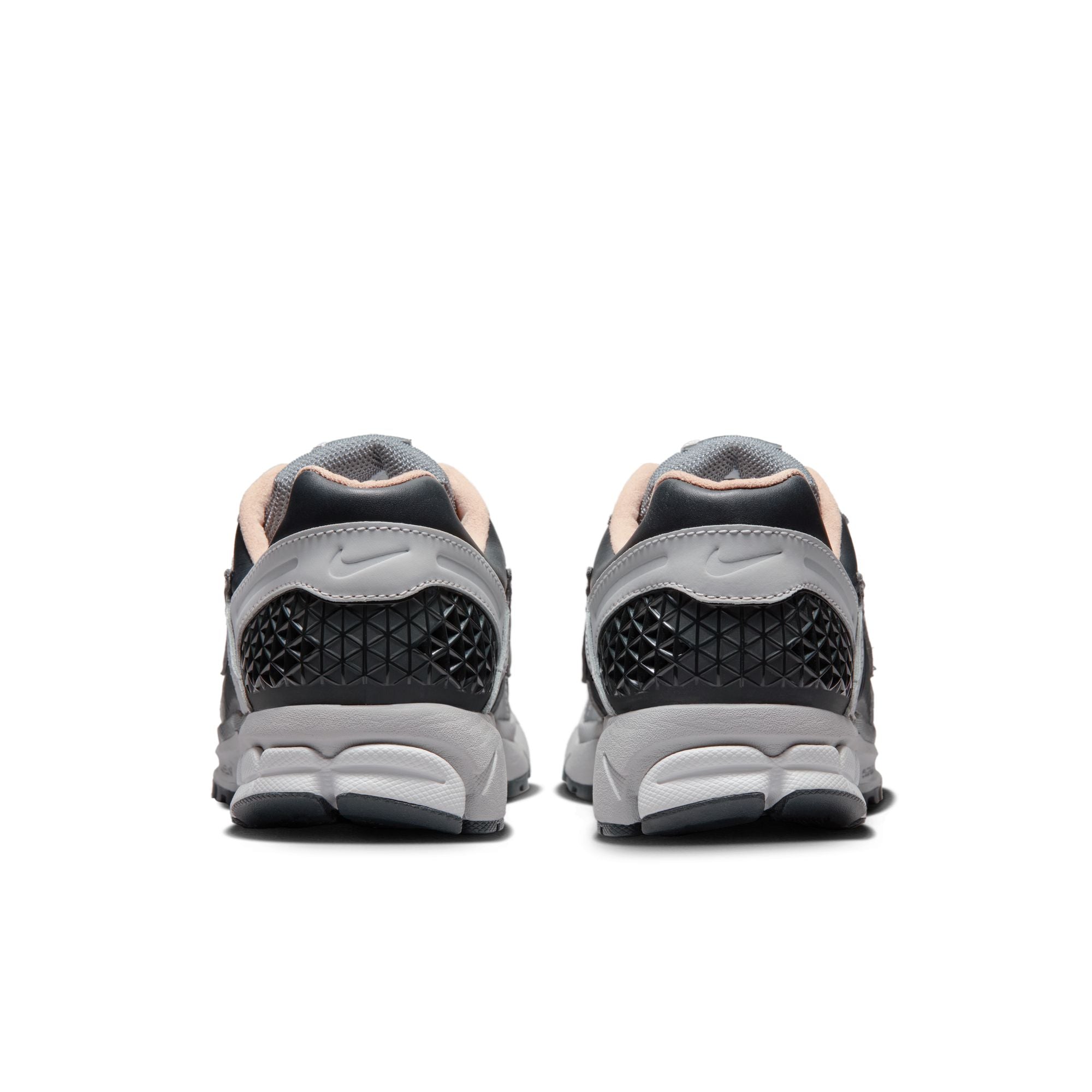 Nike Zoom Vomero 5 'Smoke Grey'