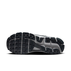Nike Zoom Vomero 5 'Smoke Grey'