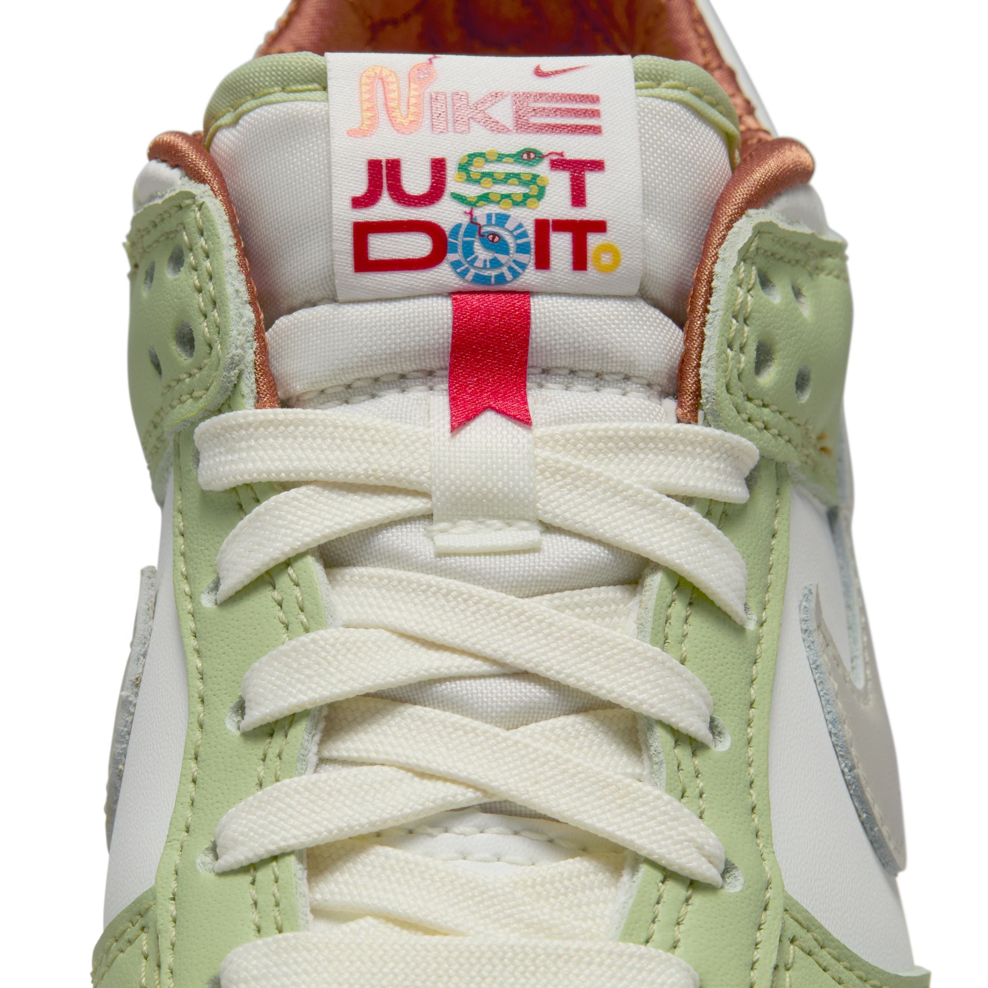 Nike Dunk Low GS 'Olive Aura'