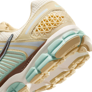 Nike Zoom Vomero 5 SE 'Team Gold Seafoam'