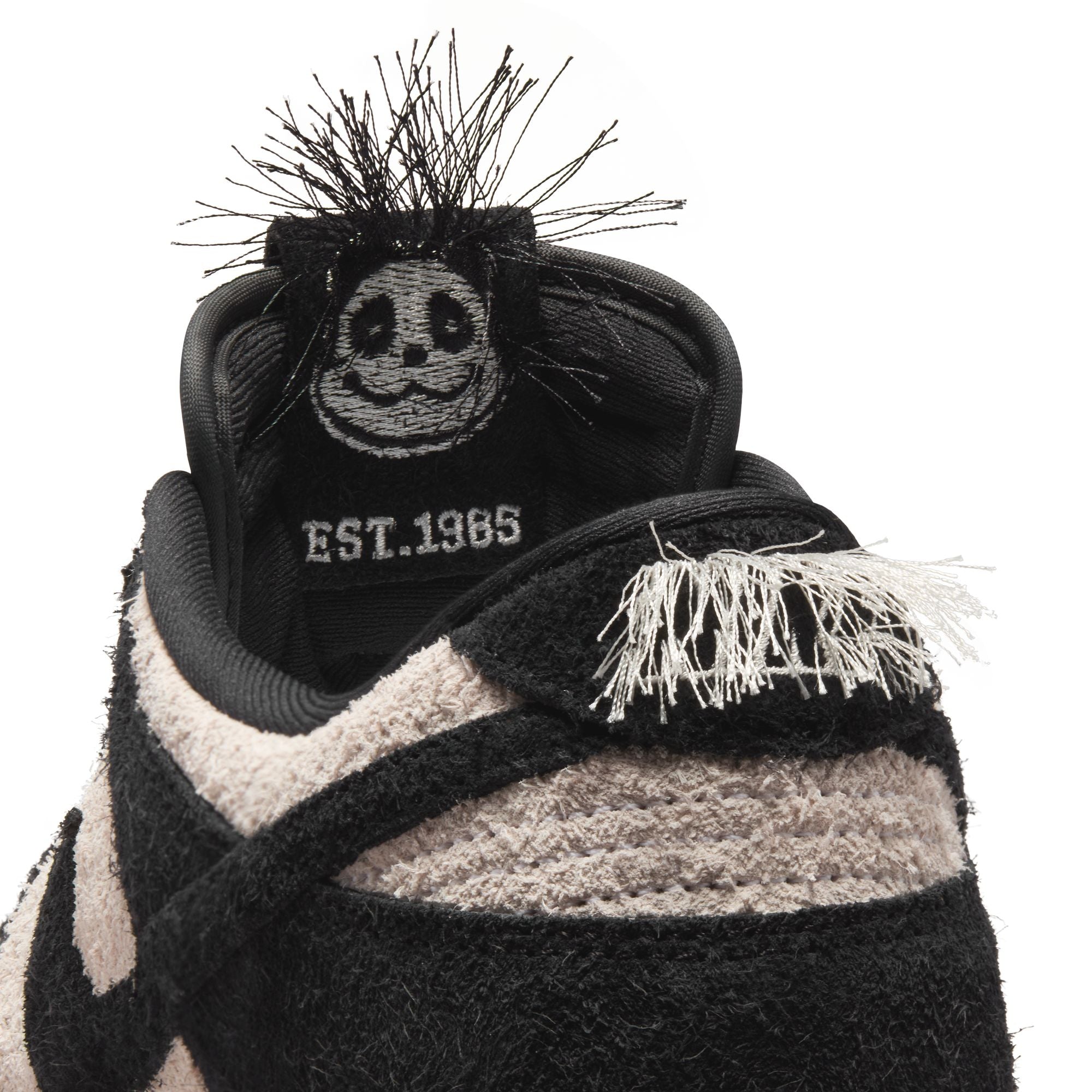 NIke Dunk Low Retro SE 'Suede Panda'