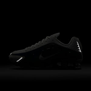 Women's Nike Shox R4 'Summit White'