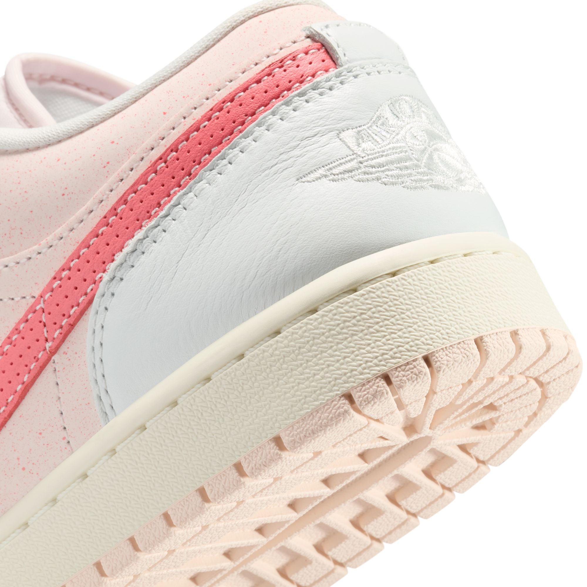Women's Air Jordan 1 Low SE 'Strawberry Milkshake'