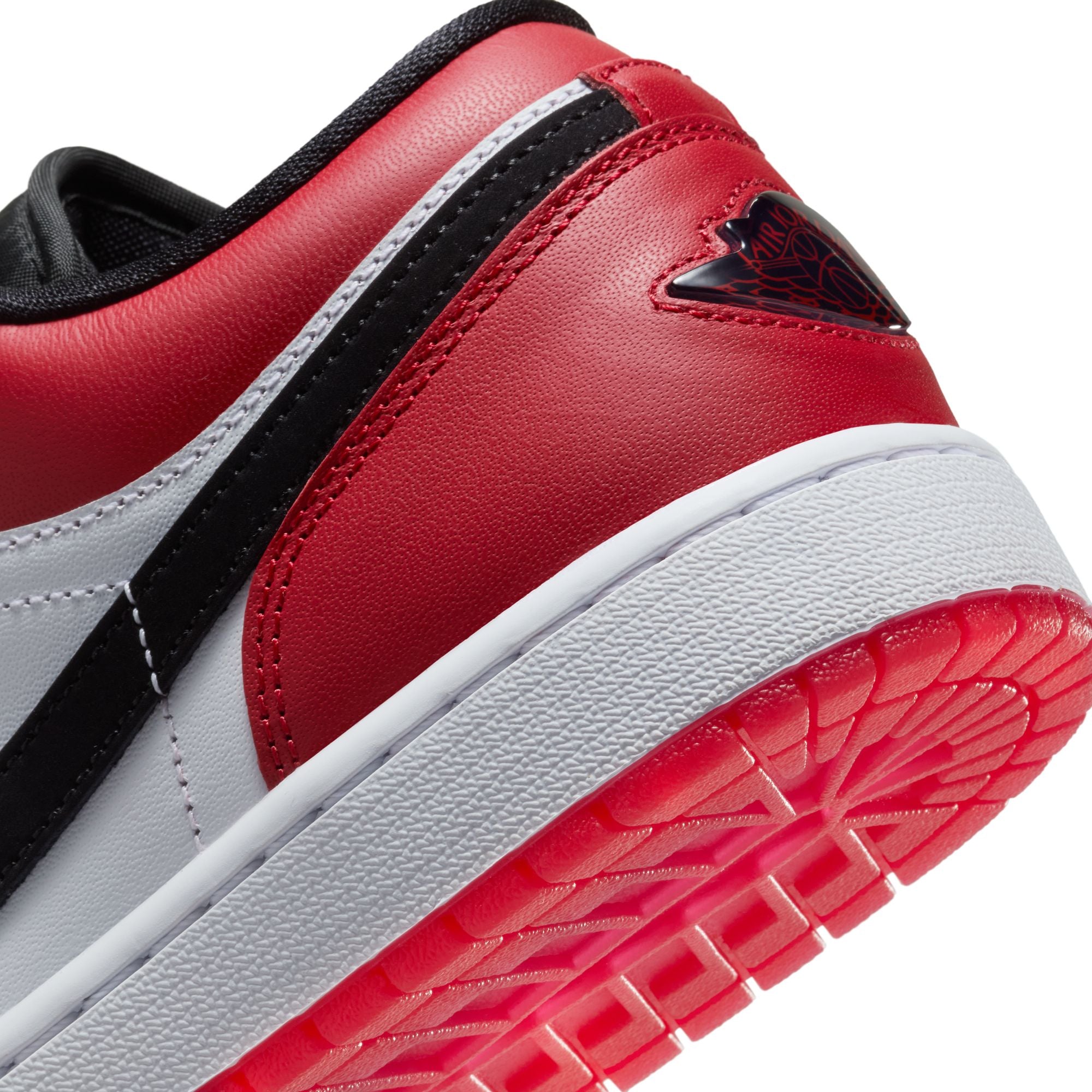 Air Jordan 1 Low SE 'Varsity Red'