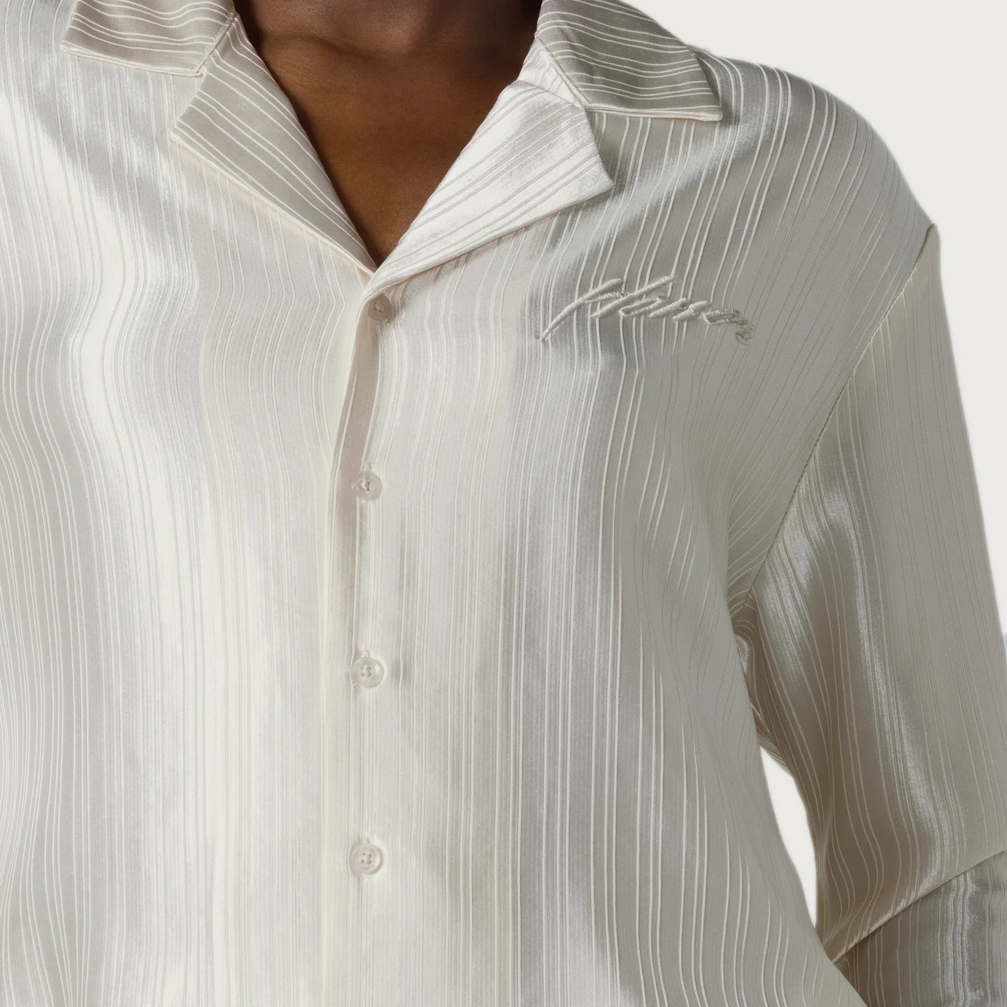 OVERSIZED BUTTON DOWN